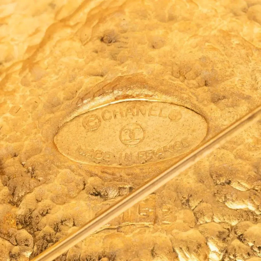 CHANEL Vintage Gold Logo Brooch